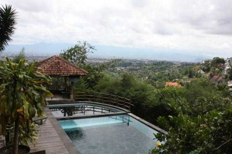 Dago Highland Resort Bandung Exterior photo